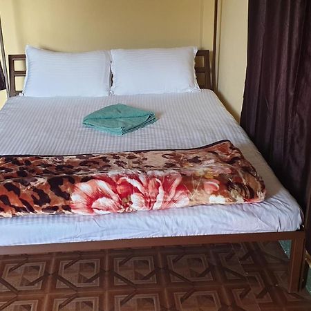 Elephant Garden Hotel And Resort Pvt Ltd Kanchanpur Exteriör bild