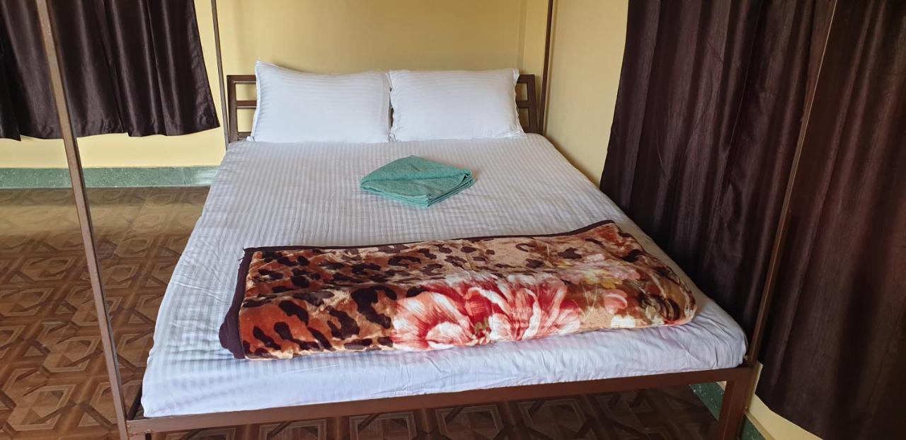 Elephant Garden Hotel And Resort Pvt Ltd Kanchanpur Exteriör bild